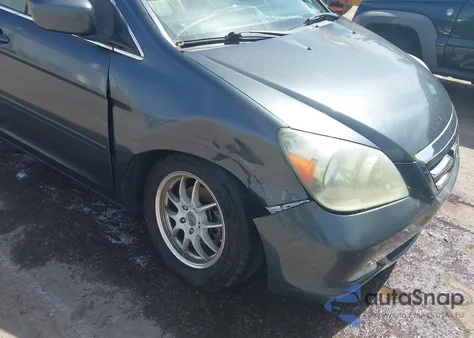 2005 Honda Odyssey Touring z USA, uszkodzony, nr VIN 5FNRL38855B091754